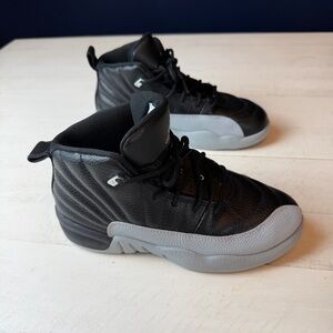 NIKE AIR JORDAN 12 RETRO PS PRESCHOOL Black Wolf Grey Shoes 151186-010 Size 2.5Y
